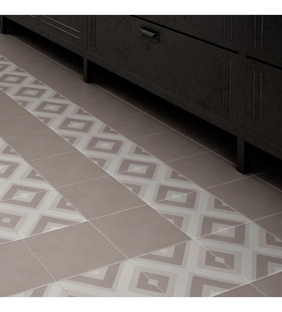Equipe Caprice Taupe 20x20