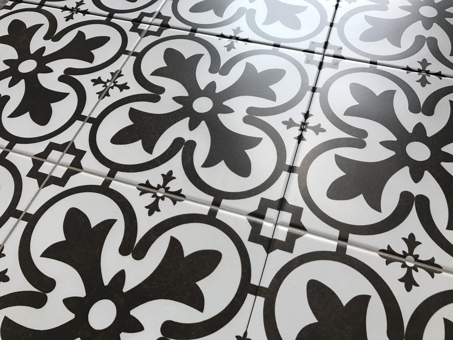 *Geotiles Boulevard Negro 45x45