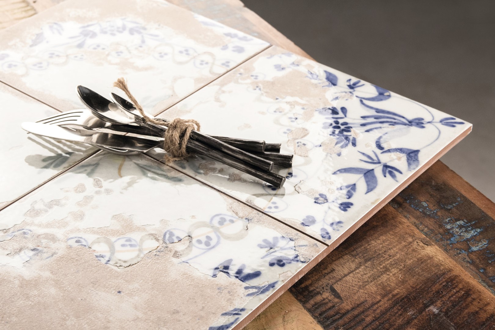 Peronda FS Heritage Ornate LT 45x45