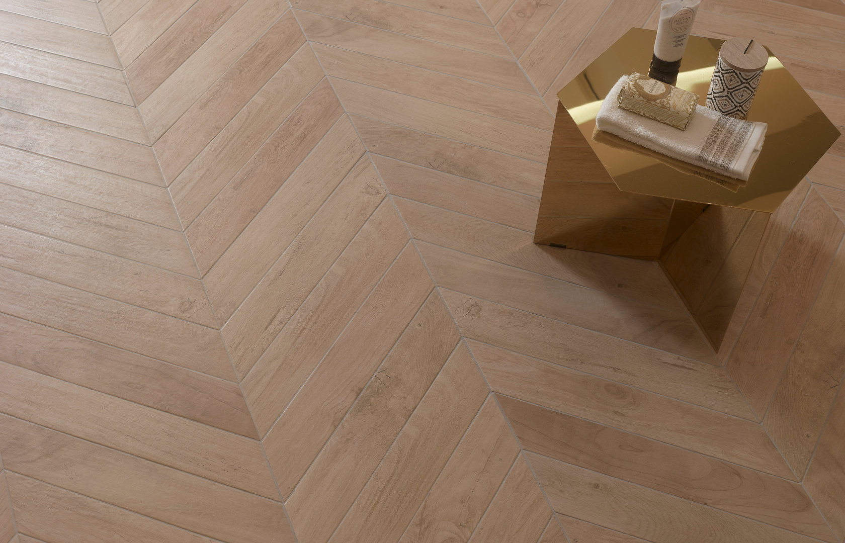 Roca Chevron Borneo Fresno 8,5X44 drewno.